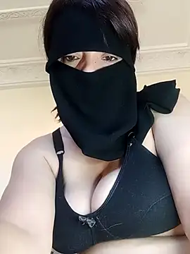 eylimeme naked strip on cam for live sex video chat