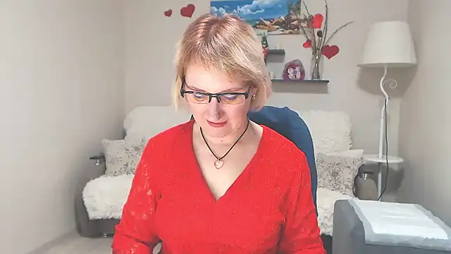 FleurMays naked strip on cam for live sex video chat