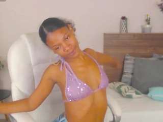 genesismoretz nude Live Sex Chat Show