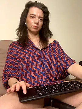 Give_Love_Back naked strip on cam for live sex video chat