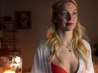 HIDE nude Live Sex Chat Show