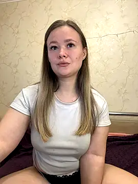 Hot_Caramellee naked strip on cam for live sex video chat