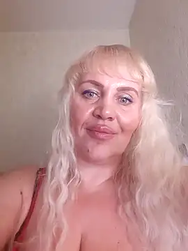 IsabellaBoni naked strip on cam for live sex video chat