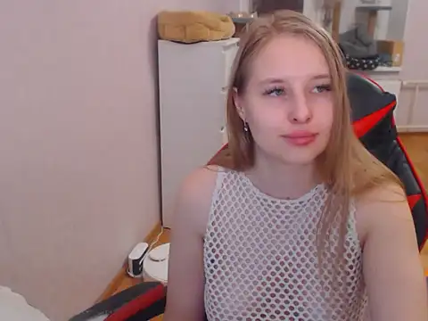 Jessy_Ginger naked strip on cam for live sex video chat