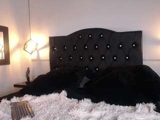 Naomi-bloomm nude Live Sex Chat Show