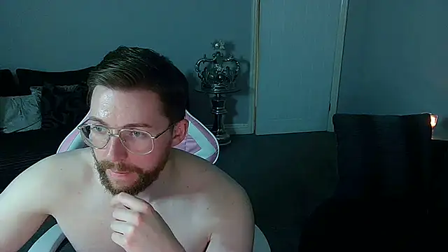Red_firesquirt naked strip on cam for live sex video chat