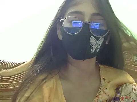 Rose-Shyy naked strip on cam for live sex video chat