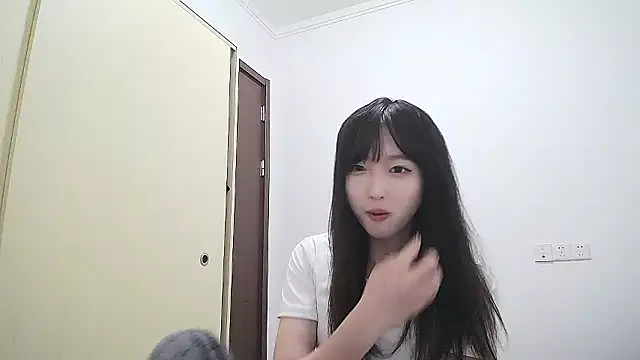 sabrina_hk888 naked strip on cam for live sex video chat