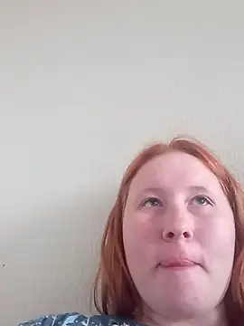 AmyFoxxy naked strip on cam for live sex video chat
