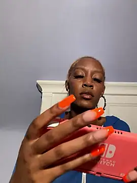 Bluesaphireee naked strip on cam for live sex video chat