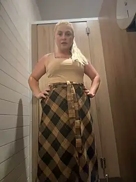 EmilyLindon naked strip on cam for live sex video chat