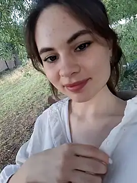 kirastreet naked strip on cam for live sex video chat