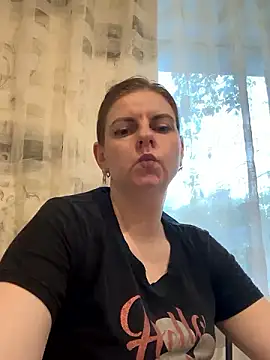 LateKot32 naked strip on cam for live sex video chat