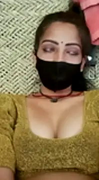 Poojashrma33 naked strip on cam for live sex video chat