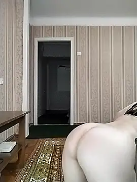 sofia________ naked strip on cam for live sex video chat