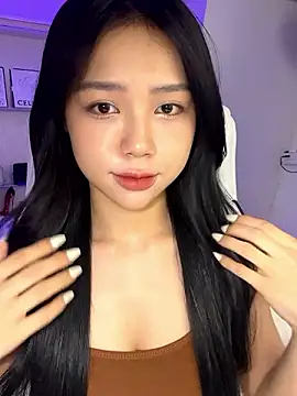 Teiiu586 naked strip on cam for live sex video chat