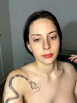 therealbaddienicol naked strip on cam for live sex video chat