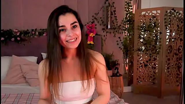Tiny_Silk naked strip on cam for live sex video chat