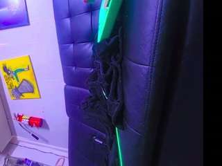 topqueenbee18 nude Live Sex Chat Show
