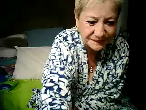 VIUDASENXUAL naked strip on cam for live sex video chat