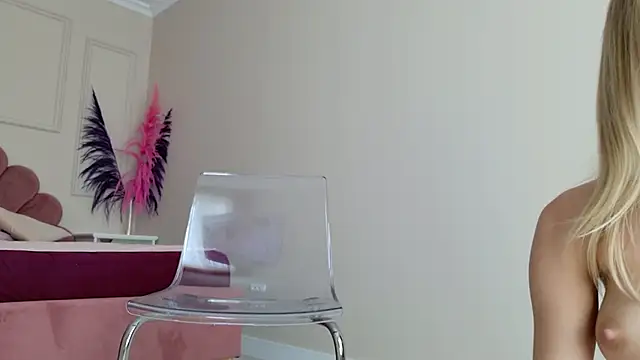 Yvonna_One naked strip on cam for live sex video chat