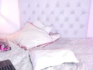 emilyrouker-Bigtits nude Live Sex Chat Show