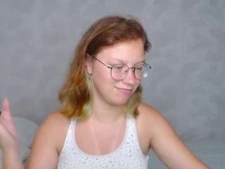 Kittycat-shy nude Live Sex Chat Show