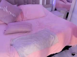 Nicolle-Foxy nude Live Sex Chat Show