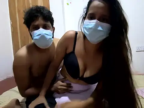 seaxybeasts naked strip on cam for live sex video chat