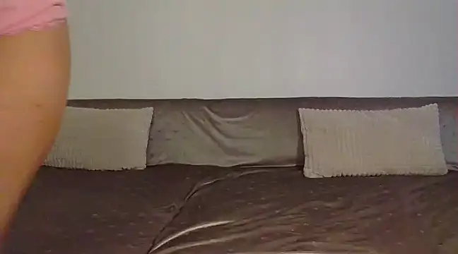 blonde_ellie naked strip on cam for live sex video chat