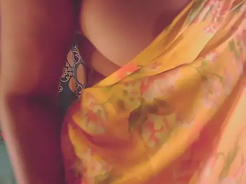 Indiangirlxxxxx naked strip on cam for live sex video chat