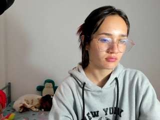 Kitty-Lauh nude Live Sex Chat Show