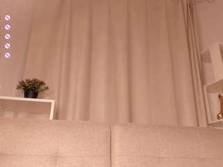 LolaIrons nude Live Sex Chat Show