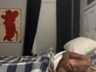 Prettygurlredd nude Live Sex Chat Show