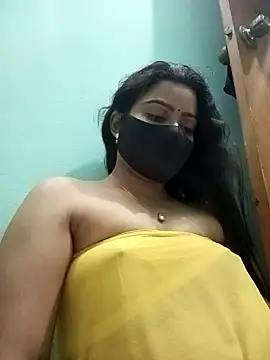 Sunny_Leone_ind naked strip on cam for live sex video chat