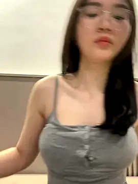 Yeon1919 naked strip on cam for live sex video chat