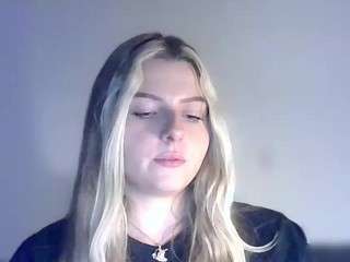 BritneyAmore nude Live Sex Chat Show