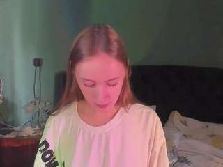 Ceciles nude Live Sex Chat Show