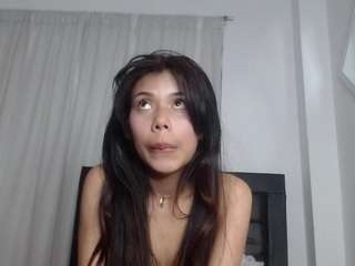 Perty-Pocahontas nude Live Sex Chat Show