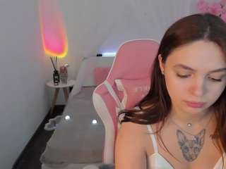 Kira-Shiny nude Live Sex Chat Show