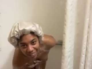 Komoravkreme nude Live Sex Chat Show