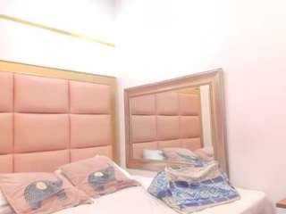 Letizia-Robinson nude Live Sex Chat Show