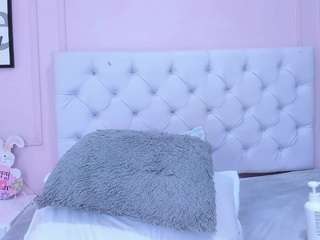 pervertrous nude Live Sex Chat Show