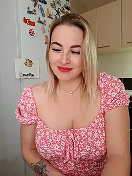 Cute_Hot_Alice naked strip on cam for live sex video chat