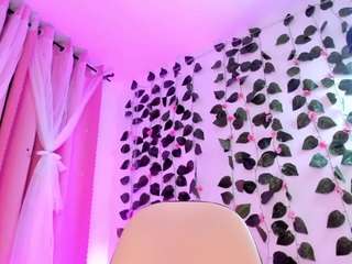 lucy peach nude Live Sex Chat Show