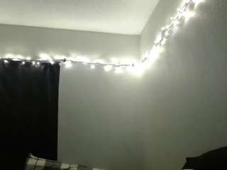 Pretty Bratt nude Live Sex Chat Show