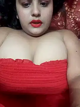 Sexy-Bebo-24 naked strip on cam for live sex video chat
