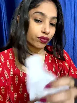 Sugarlips21 naked strip on cam for live sex video chat