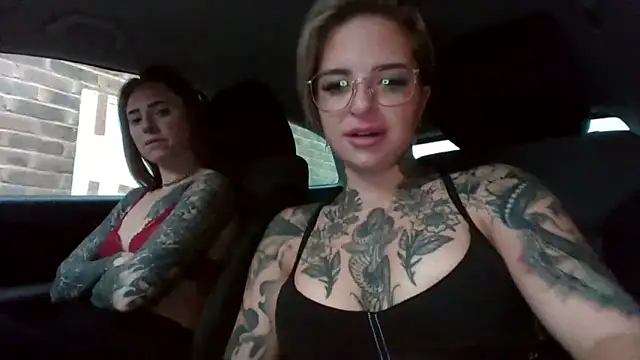 Alexandersonxo naked strip on cam for live sex video chat