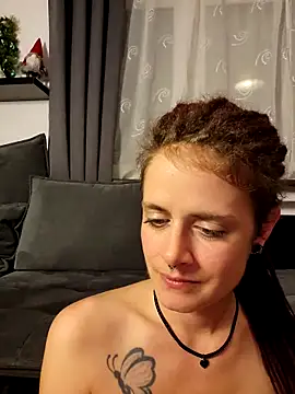 JanyXclusive naked strip on cam for live sex video chat